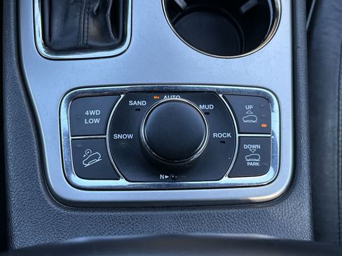 Used 2018 Jeep Grand Cherokee High Altitude image 26