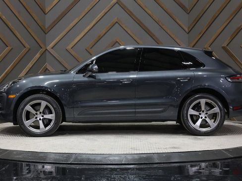 Used 2023 Porsche Macan image 3