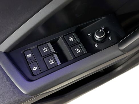 Used 2023 Audi Q3 2.0T Premium Plus w/ Premium Plus Package image 13