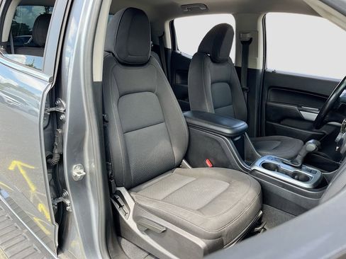 Used 2019 Chevrolet Colorado LT RWD image 26