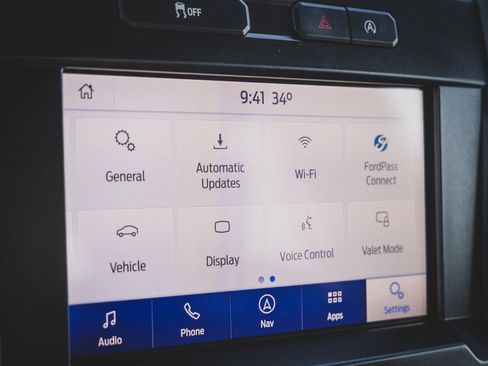 Used 2020 Ford F150 XLT w/ Equipment Group 302A Luxury image 15