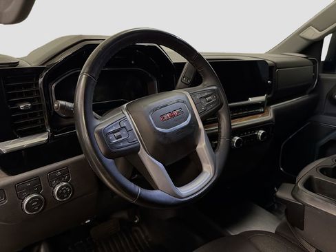 Used 2024 GMC Sierra 2500 SLE w/ SLE Convenience Package AWD/4WD image 12