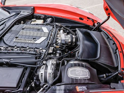 Used 2016 Chevrolet Corvette Z06 w/ 3LZ Preferred Equipment Group RWD image 18