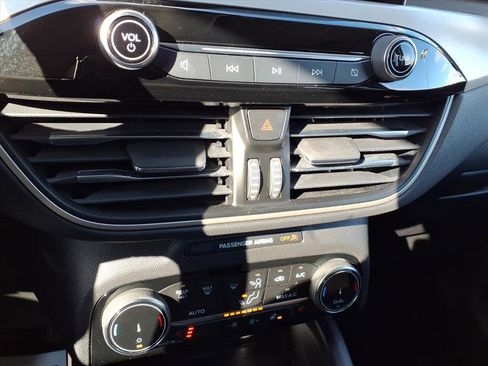 Used 2022 Ford Escape SEL image 21