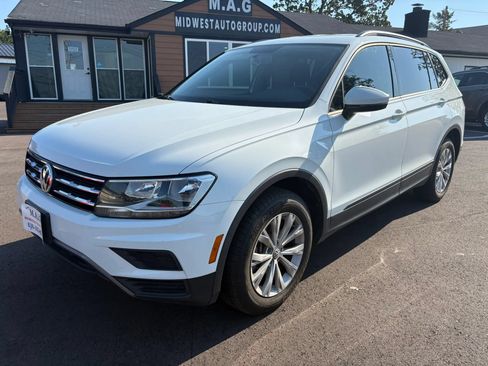 Used 2019 Volkswagen Tiguan S w/ Driver Assistance Package FWD image 2