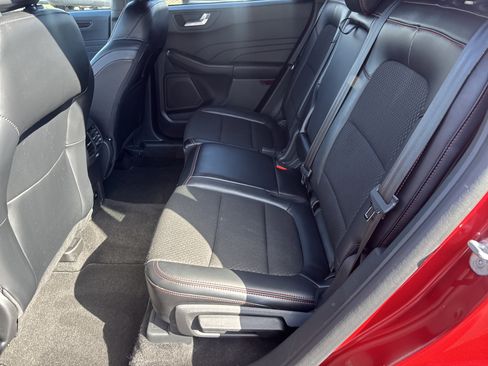 Used 2025 Ford Escape ST-Line AWD/4WD image 16