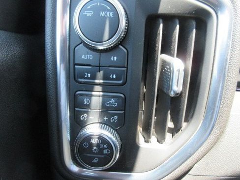 Used 2022 GMC Sierra 1500 SLT w/ SLT Premium Package AWD/4WD image 23