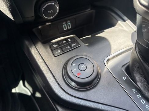 Used 2020 Ford Ranger Lariat w/ Equipment Group 501A Mid image 21