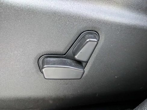 Used 2025 Dodge Durango GT RWD image 21