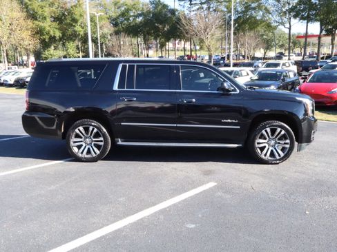 Used 2019 GMC Yukon XL Denali w/ Open Road Package image 10