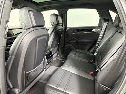 New 2026 Porsche Cayenne GTS image 26