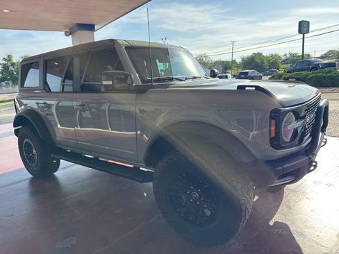 Used 2021 Ford Bronco Wildtrak AWD/4WD image 3