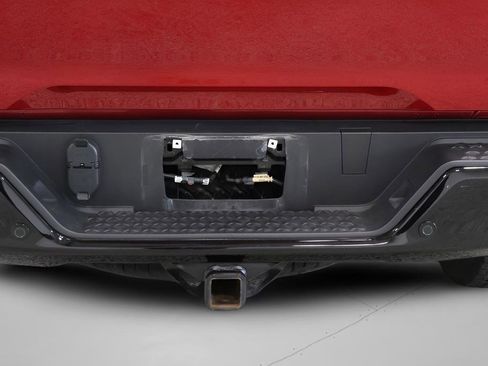 Used 2024 Chevrolet Colorado Trail Boss w/ Technology Package AWD/4WD image 37