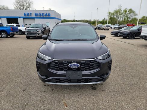 Used 2023 Ford Escape ST-Line w/ Tech Pack #1 AWD/4WD image 11