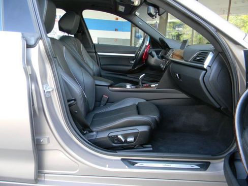 Used 2018 BMW 330i Gran Turismo xDrive AWD/4WD image 15
