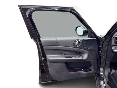 Used 2020 MINI Cooper Countryman S w/ Storage Package image 11