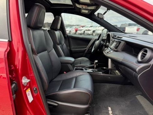 Used 2016 Toyota RAV4 SE AWD/4WD image 19