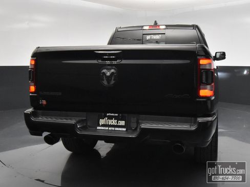 Used 2023 RAM 1500 Laramie AWD/4WD image 6
