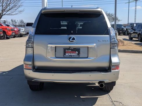 Used 2022 Lexus GX 460 Premium w/ Premium Package image 7