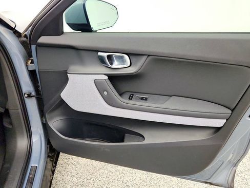 Used 2022 Polestar Polestar 2 w/ Plus Package AWD/4WD image 25