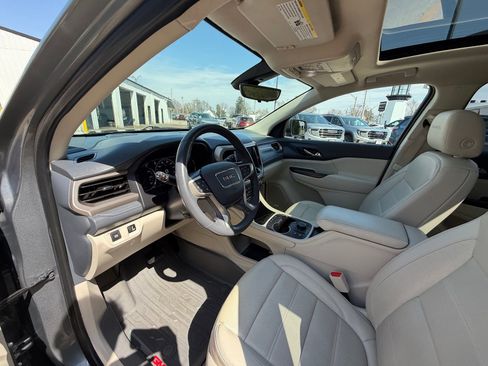 Used 2020 GMC Acadia Denali image 10