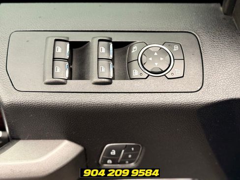 Used 2016 Ford F150 Platinum w/ Equipment Group 701A Luxury AWD/4WD image 13
