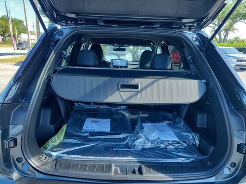New 2026 Mitsubishi Outlander SE FWD image 10