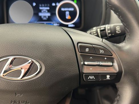 Used 2023 Hyundai Kona Limited w/ Cargo Package AWD/4WD image 19