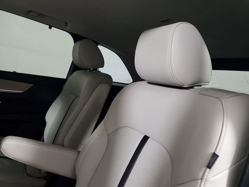 Certified 2024 MAZDA CX-90 3.3 Turbo w/ Preferred Plus image 13