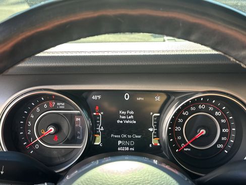 Used 2020 Jeep Gladiator Rubicon image 31