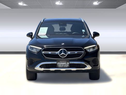 Used 2024 Mercedes-Benz GLC 300 4MATIC image 5
