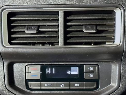 New 2026 Volkswagen Atlas SE image 25