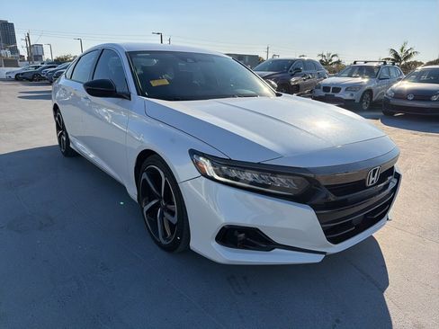 Used 2022 Honda Accord Sport image 3