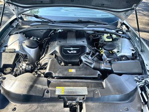 Used 2004 Ford Thunderbird image 30