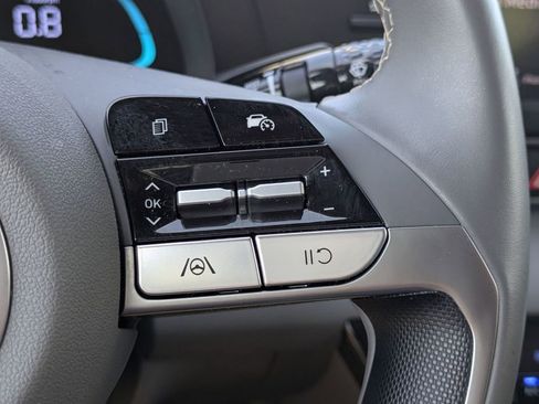Certified 2025 Hyundai Elantra Sport FWD image 17