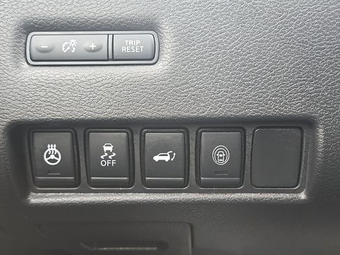 Used 2020 Nissan Murano SL w/ Moonroof Package image 13