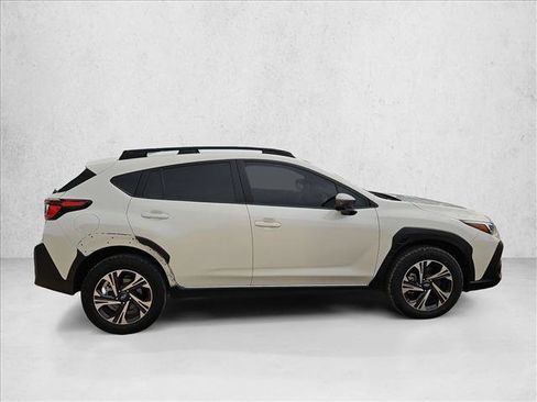 Used 2024 Subaru Crosstrek 2.0i Premium w/ Crosstrek Mirror Package AWD/4WD image 4