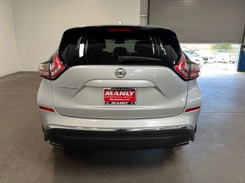 Used 2017 Nissan Murano S w/ Navigation Package FWD image 4