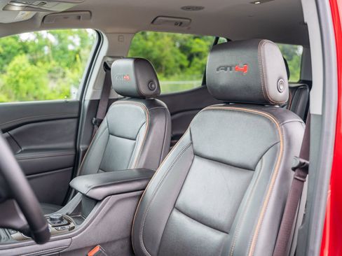 Used 2023 GMC Acadia AT4 w/ Technology Package image 20