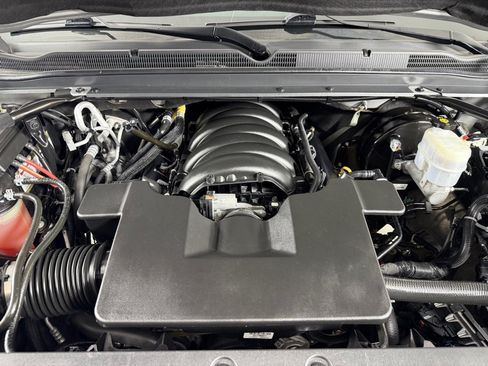 Used 2020 Chevrolet Tahoe Premier AWD/4WD image 33