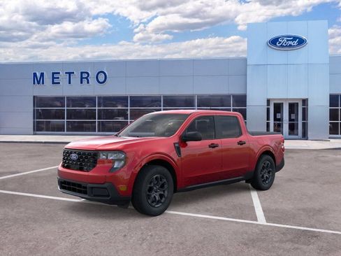 New 2026 Ford Maverick XLT w/ Equipment Group 301A AWD/4WD image 2