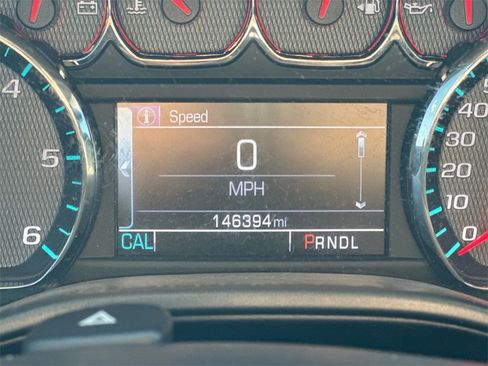 Used 2019 Chevrolet Silverado 1500 LT w/ All Star Edition image 12