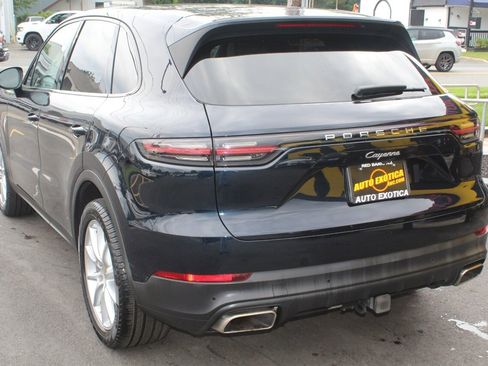 Used 2019 Porsche Cayenne image 2