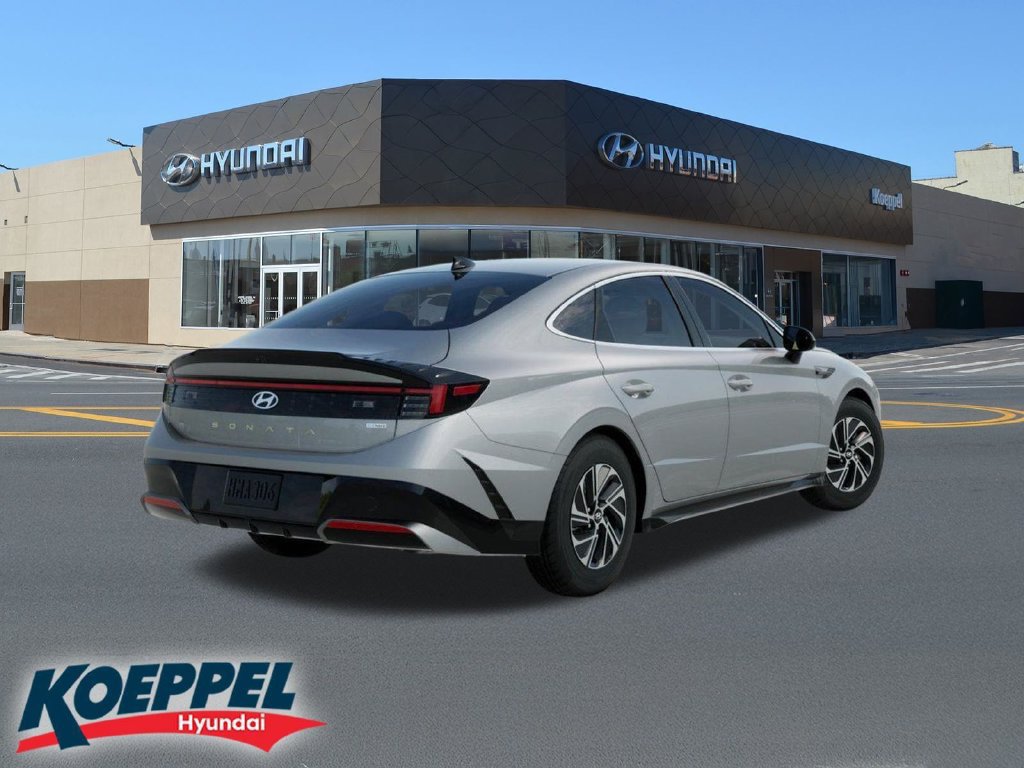 New 2026 Hyundai Sonata Blue FWD image 4