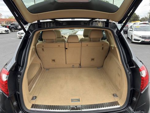 Used 2014 Porsche Cayenne S AWD/4WD image 25