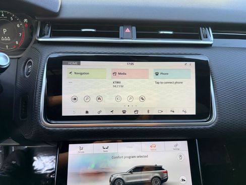 Used 2019 Land Rover Range Rover Velar R-Dynamic SE AWD/4WD image 24