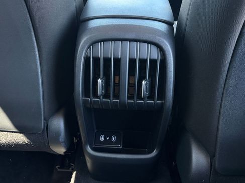 Used 2025 Hyundai Kona SEL image 23