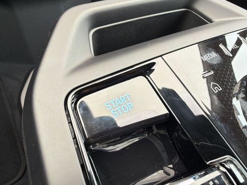 New 2026 BMW iX M70 image 26