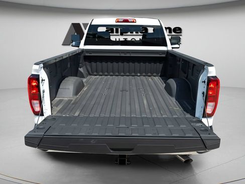 Used 2026 GMC Sierra 2500 Pro AWD/4WD image 9