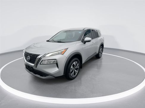 Used 2022 Nissan Rogue SV image 4